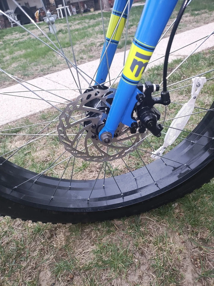 Bicicleta Mongoose Fat Tire Foto 4 de 4