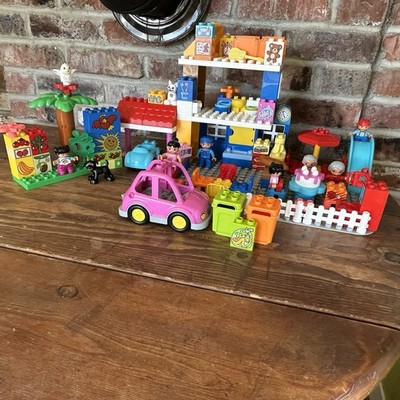 Lego Duplo Family House Kitchen Playground Pets Figures Chairs Lot Of 120 Pieces