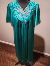 Vtg VANITY FAIR robe L