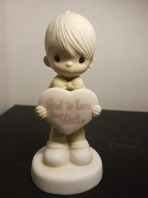 * Precious Moments - E7153 God is love dear valentine (boy) | eBay