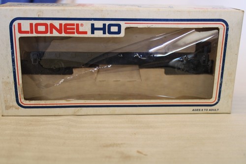 HO Scale Lionel, 40' Flat Car, Black, Undecorated, #5-8415