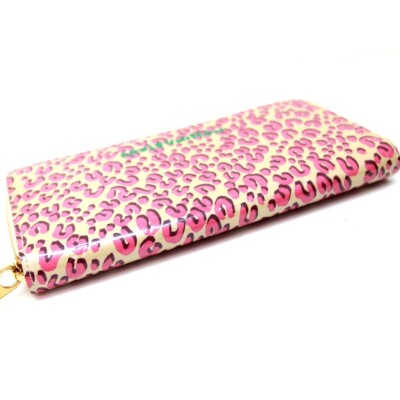 wild 新品・未使用Louis Vuitton M70258 wild 新品・未使用Louis Vuitton M70258 LOUIS VUITTON レア新品