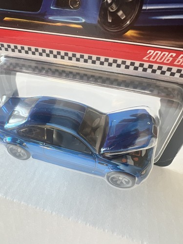 Hot Wheels RLC Exclusive Blue 2006 BMW M3 - #22060/30000 - Picture 4 of 9