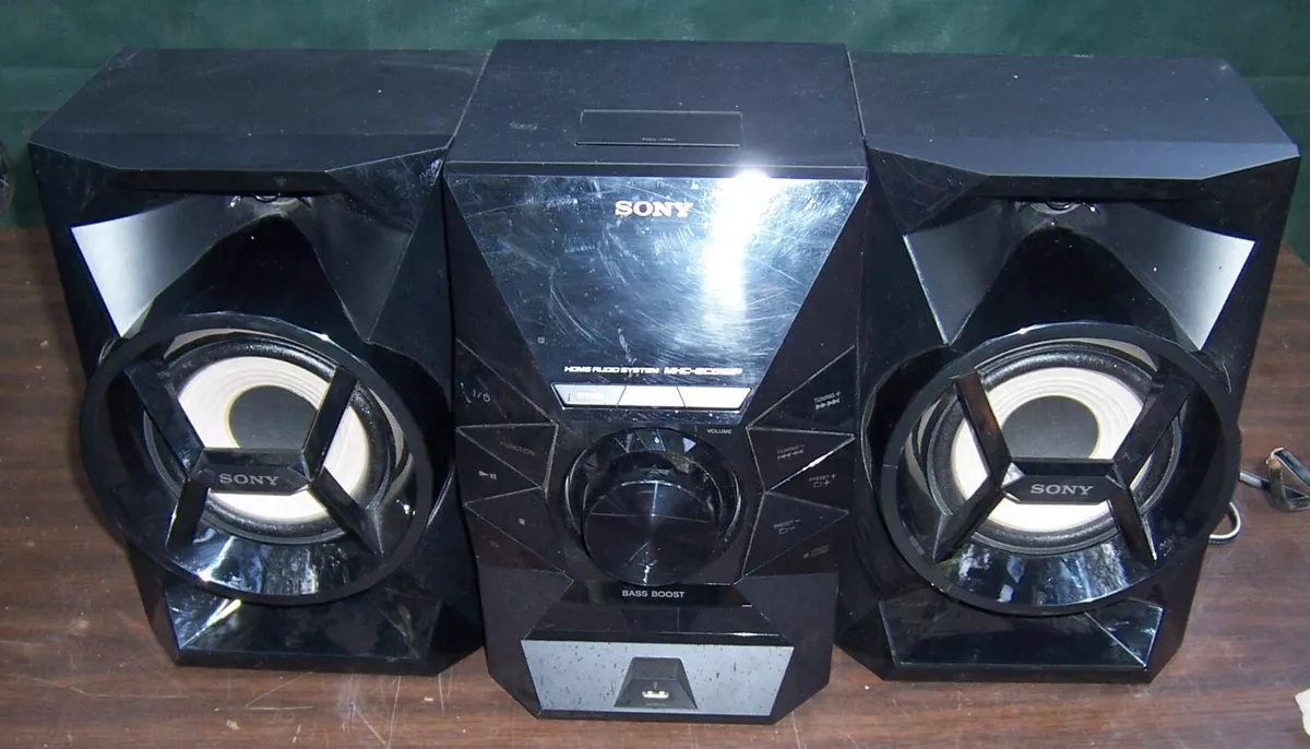 Sony Bookshelf Stereo System CD Radio Ipod Iphone HCD EC619iP LOCAL PICKUP