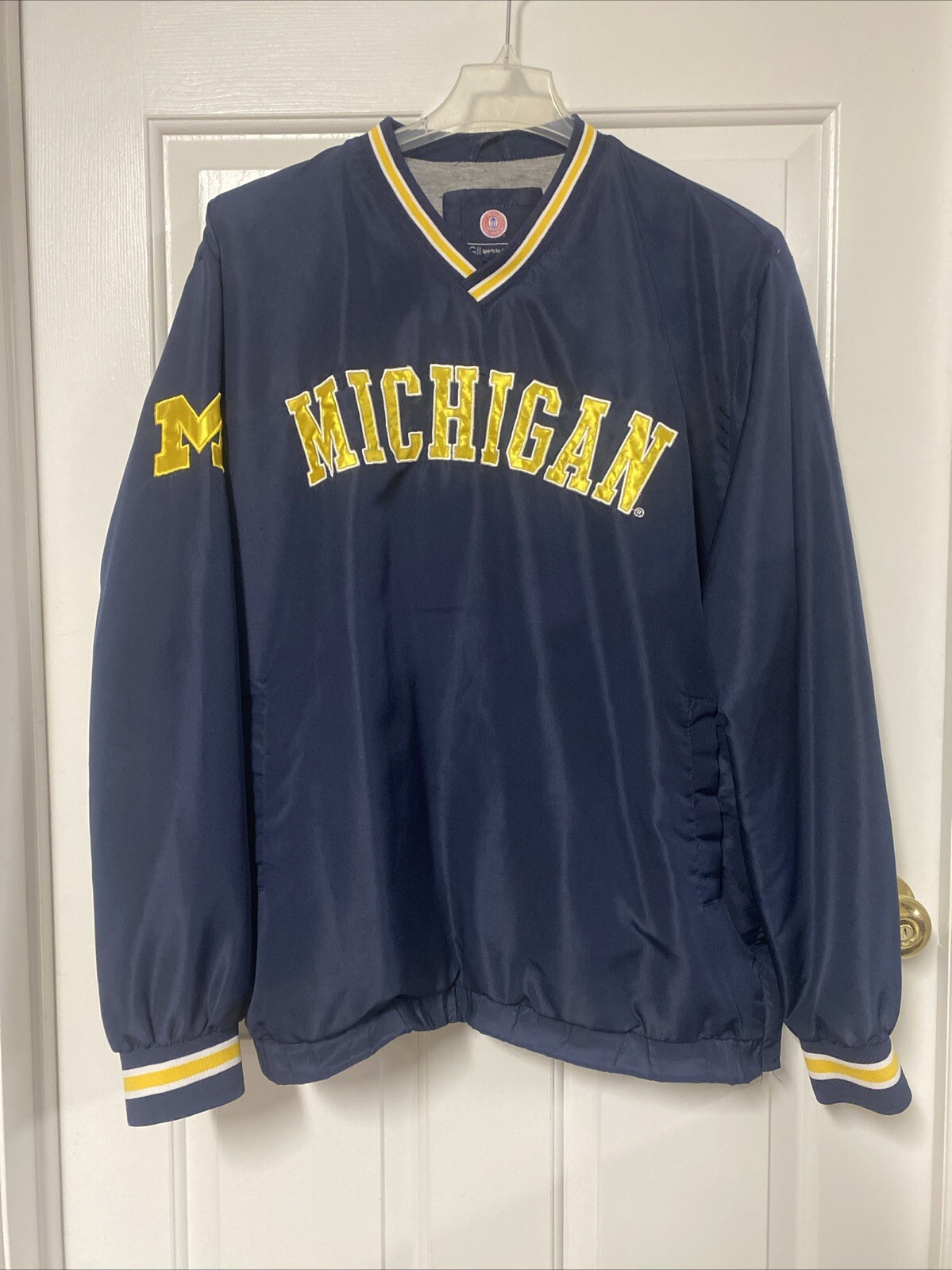 Picture 1 of 12