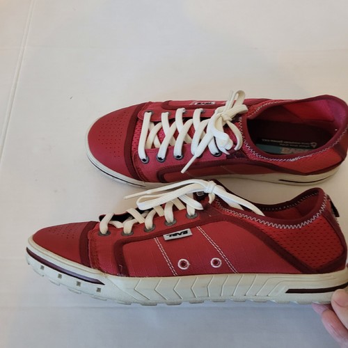 Women's Teva Shoes Casual Size 9.5 Red Walking Hiking - Picture 7 of 8