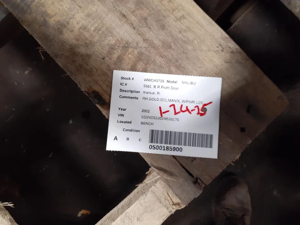 Used Front Right Door fits: 2002 Chevrolet Malibu manual Front Right Grade A Foto 2 de 3