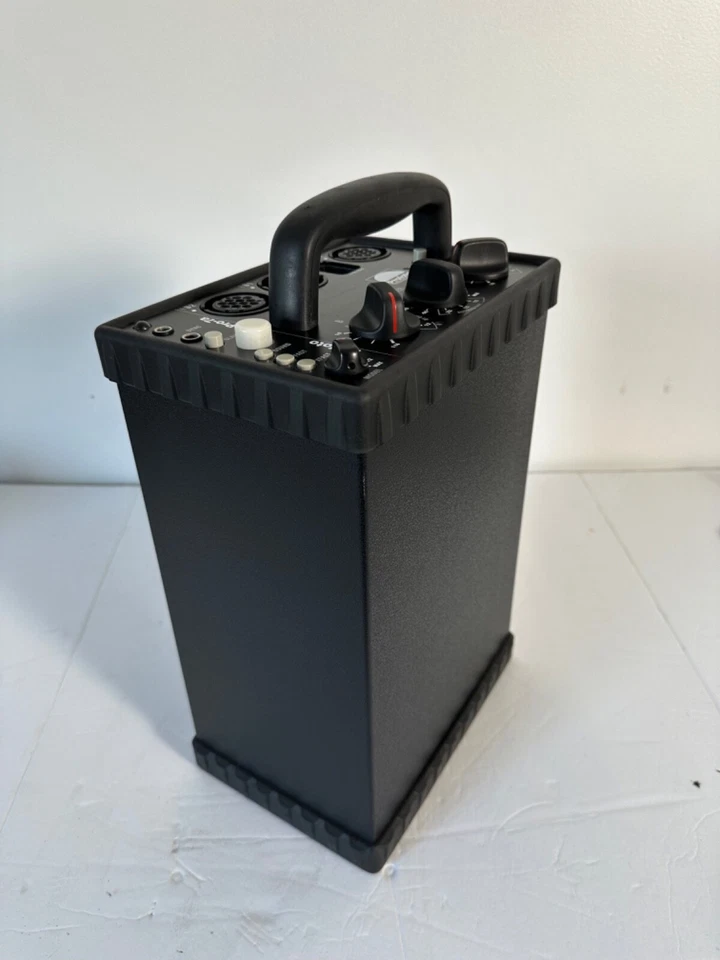 Profoto Pro 7a Pack 2400 con cable de alimentación (necesita reparación) Foto 2 de 4