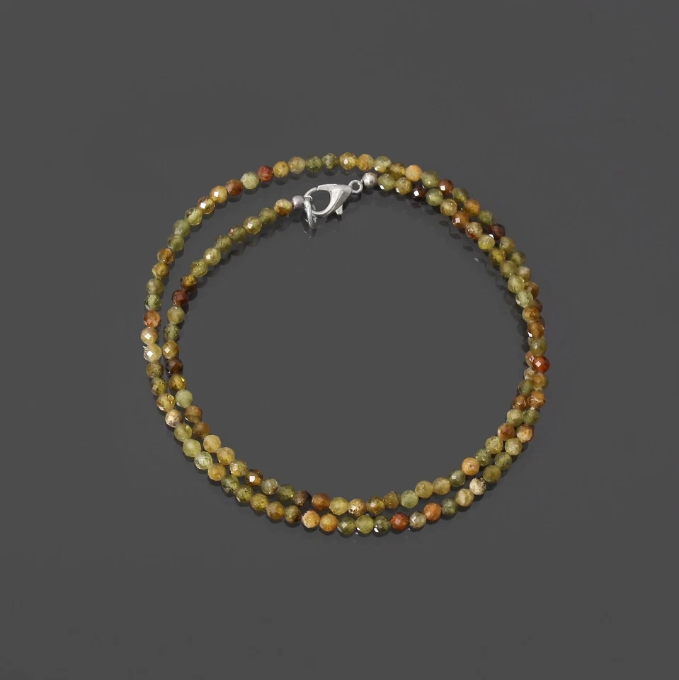 Collar de cuentas de granate grosular verde natural 3 mm facetadas redondas piedras preciosas, plata Foto 2 de 4