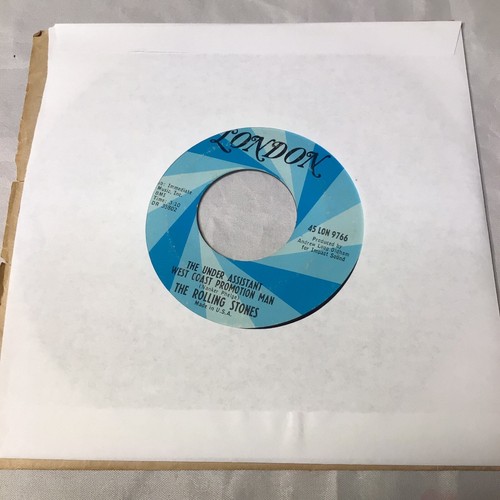 45 RPM "SATISFACTION/UNDER ASSISTANT WEST COAST PROMOTION MAN" ROLLING STONES - - Imagen 3 de 4