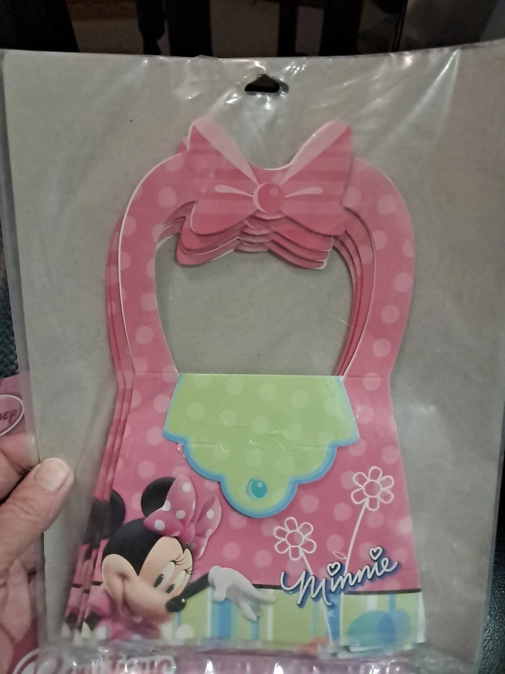 Hallmark Party Disney Minnie Mouse Bow-tique Nuevo en Paquete Lote de 3 Cajas de Favoritos Total 12 Foto 4 de 4