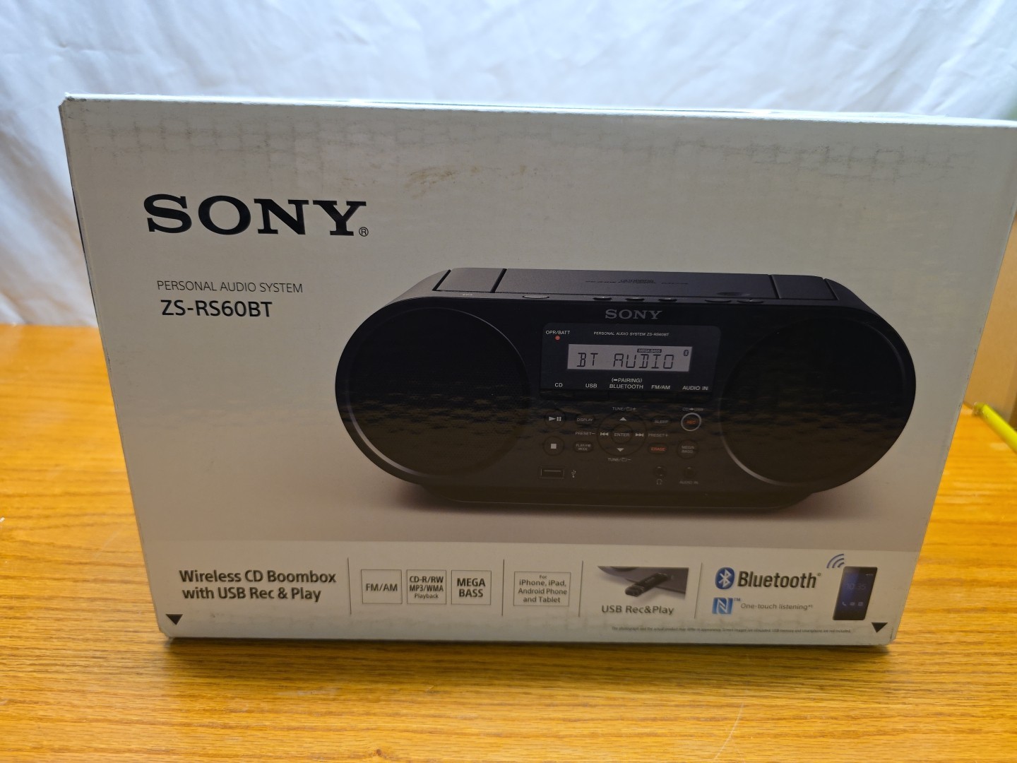 Sony Portable Boombox ZS-RS60BT Bluetooth Mega Bass AM/FM US
