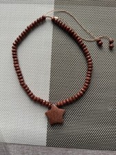 Lola Rose Gold Sandstone Star Quartzite stones with gold roundels new