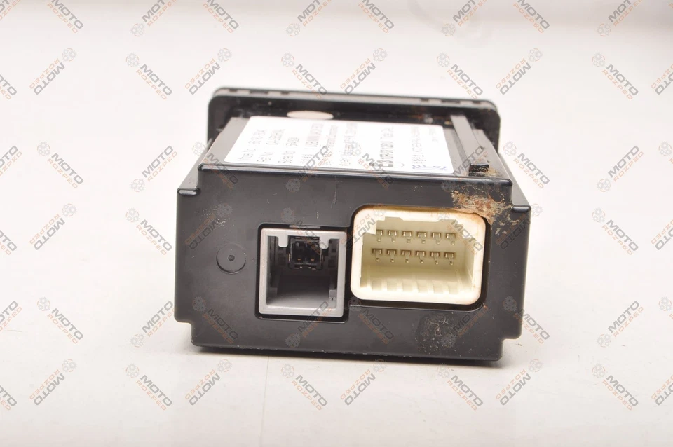 LEXUS CT 200h 1.8 16V 136PS USB Anschluss 86190-76040 - Bild 3 von 3