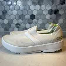 OOFOS OOmg Low Womens Size 10 White Slip On Recovery Shoes