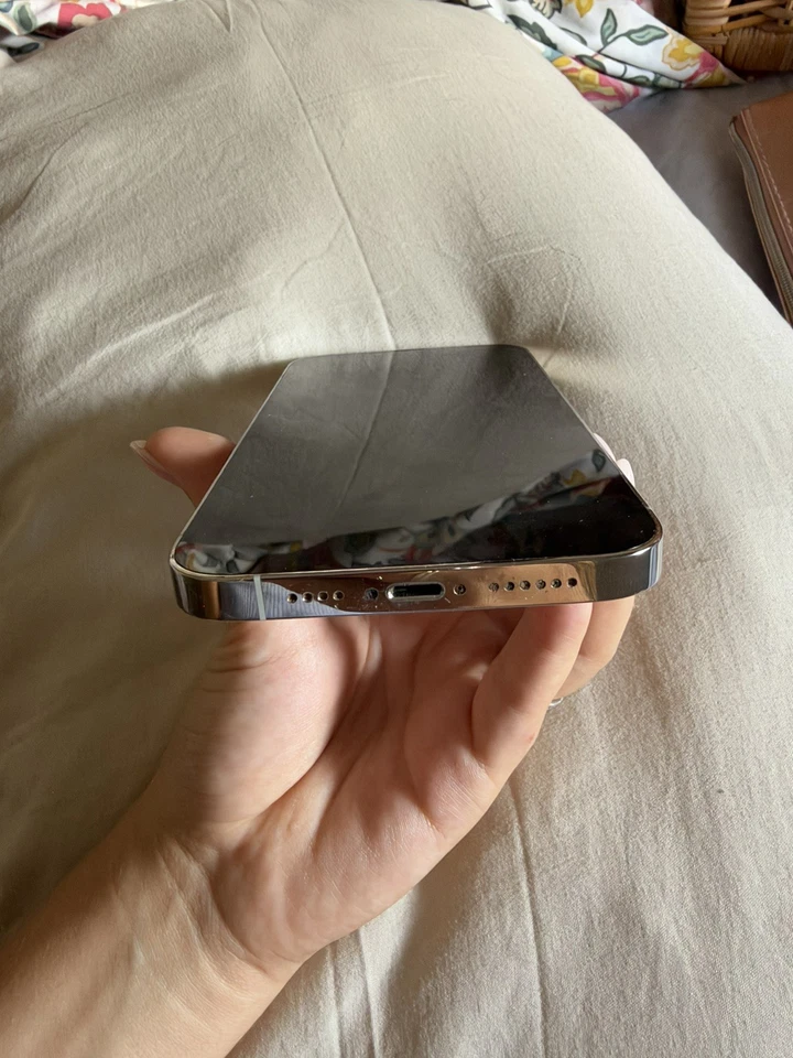 Apple iPhone 13 Pro Max · 128GB, foto 2 de 5