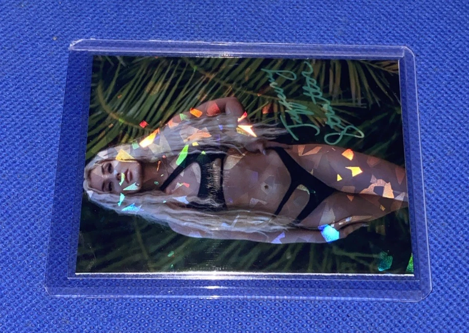 Tiffany Stratton Custom WWE Divas Holographic Rookie Green Prizm Trading Card rc - Image 3 of 4