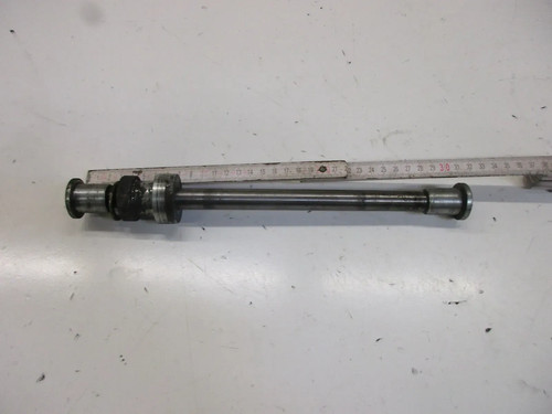 Kawasaki GPZ 900 R ZX 900 A Ninja Steckachse hinten 17 mm Achse Hinterrad felge