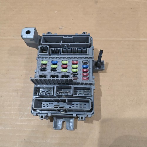 09 - 11 Acura TL Interior Right Passenger Side Fuse Box Relay 38200-TK4-A01 OEM - Picture 5 of 10