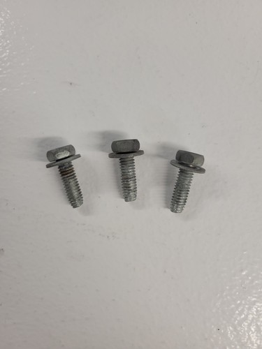 Harley Davidson 2007 FLHTCUI Tank Mounting Bolts - Picture 1 of 3