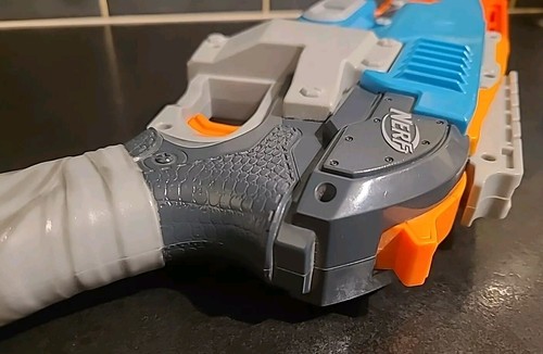 Nerf - Zombie Strike - SledgeFire - Escopeta - 2 x proyectiles - DEFECTUOSO - VER DESCRIPCIÓN - Imagen 19 de 21