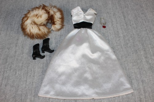 BARBIE MATTEL Doll Best Buy Vintage Fashion 1980s White Evening Gown & Extras - Bild 3 von 19