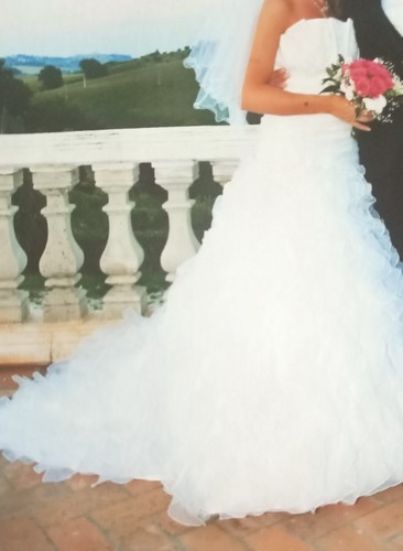 abito da sposa usato - Foto 10 di 11