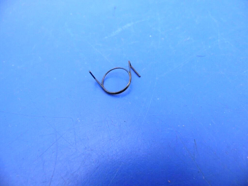 OEM Tanaka  79000601203, SPRING,STARTER PAWL,New,Lot of 1 - Image 2 of 2