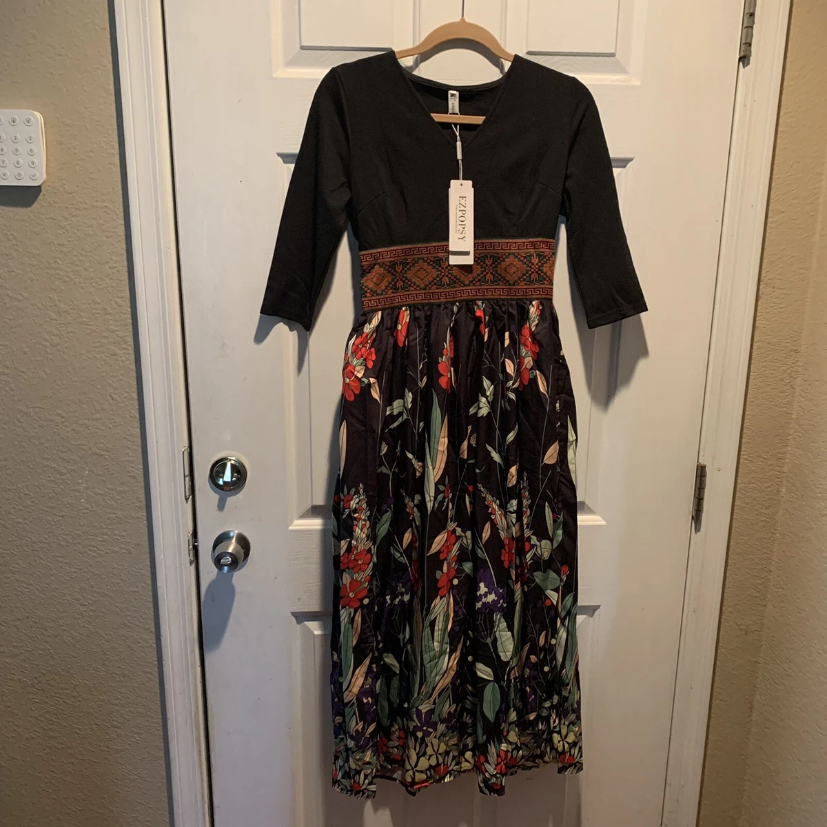 Ezpopsy Maxi Dress Medium Black and Flowers 3 4 Sleeves 13 0144