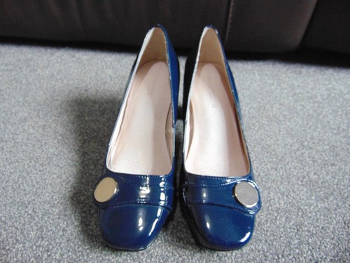 Ladies NEXT Forever Comfort Blue Patent Mid Heel Court Shoes Size 35.5 UK 3 - Picture 5 of 15