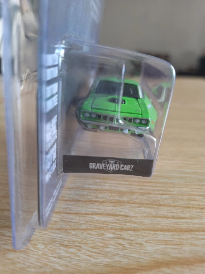 Greenlight 1/64 Plymouth Hemi Cuda Graveyard Carz - Photo 4/4