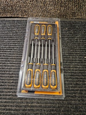 GEARWRENCH 80071H 7-Piece Dual Material Torx Screwdriver T10 - T40 Size Range
