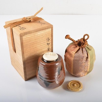Kyoto Ware Tea Caddy Shoulder-Shaped Signed with Cover, Traditional Tea Utensil