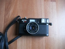 35mm camera Ricoh 35 EFS / Battery tested / 40mm f2.8 Color Rikenon lens