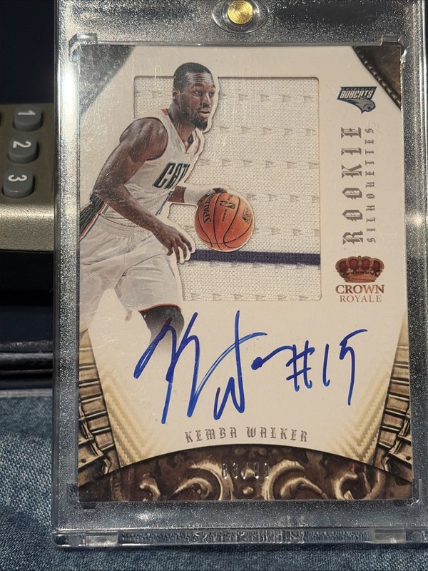 2012-13 Panini Preferred - Rookie Silhouettes Kemba Walker #318 /99 AU, MEM, RC!