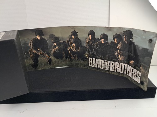 Band Of Brothers VHS 6 Tape Boxed Set Pre Owned Spielberg Vintage 2002 - Picture 8 of 8
