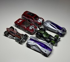 Near Mint Hot Wheels Acceleracers Lot Of 6 Cars Drones Metal Maniacs Silencerz