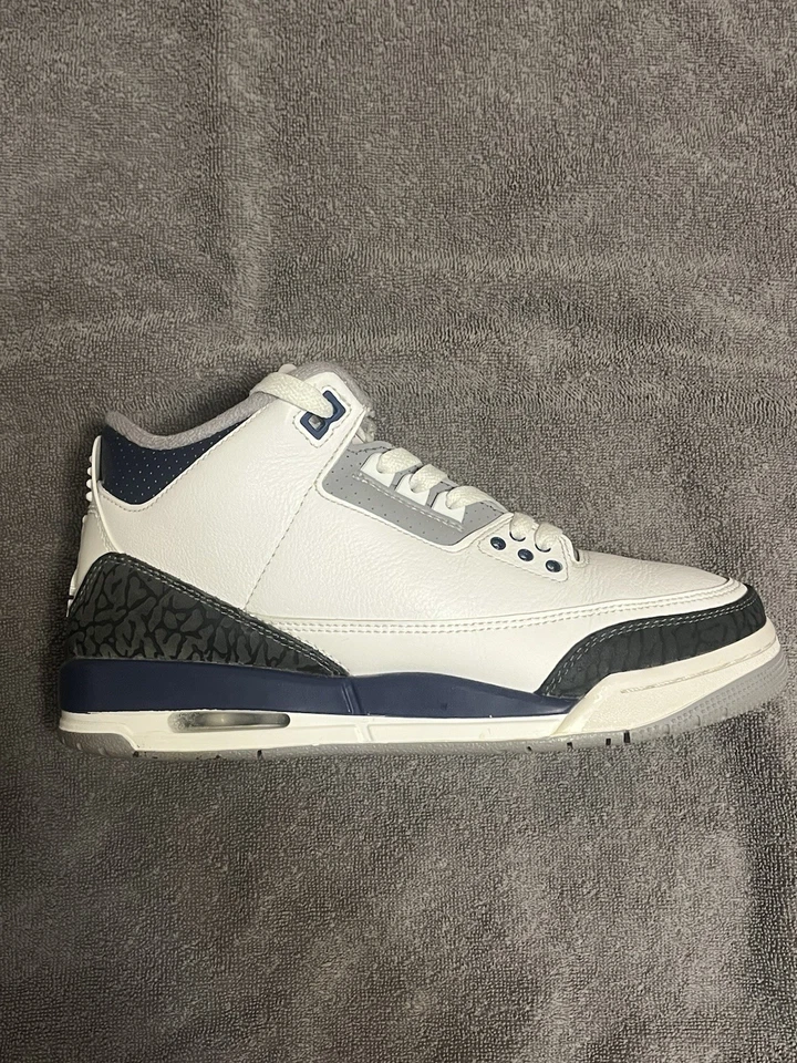 Nike Air Jordan 3 Retro Midnight Azul Marino, GS, Talla 6.5Y, Para Mujer 8 Foto 2 de 3