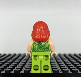 LEGO Poison Ivy Minifigure - 76035 10937 6860 DC Batman Superheroes