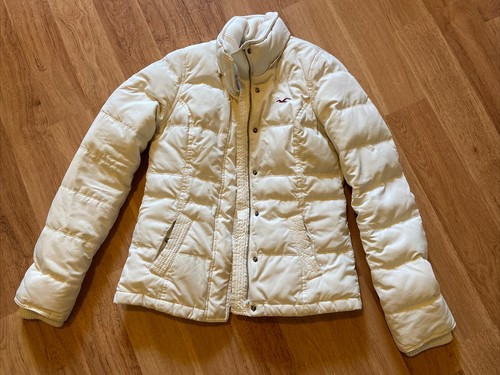 Hollister White Puffer Jacket - Women's 