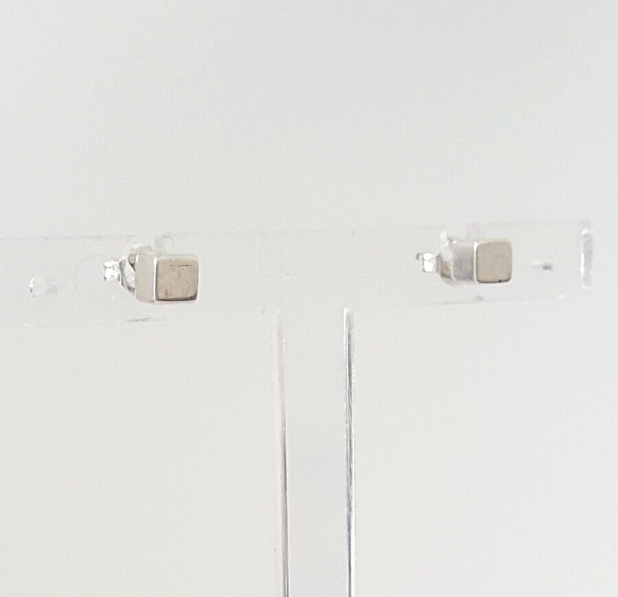 Gorgeous sparkling Solid Silver Cube Stud Earring… - image 5