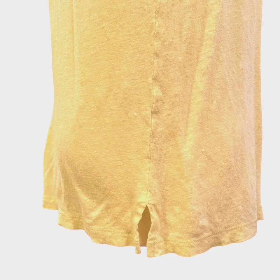 Top Henley de manga larga de lino amarillo brillante pequeño Banana Republic para mujer Foto 4 de 4