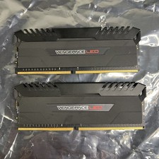 Corsair Vengeance LED DDR4 DIMM RAM 16GB 2x8GB 3000MHz CMU16GX4M2C3000C15R
