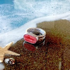 Vintage Orange Spiny Oyster Shell Stamped Silver Sawtooth Bezel Ring 10