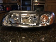 VOLVO V70 XC70 MK2 2005-2007 GENUINE PASSENGER N/S HEADLIGHT 30698839 SUPERB 