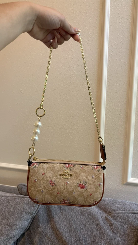 Coach Floral Shoulder Bag with Gold Chain Strap And Charm - Image 4 of 4
