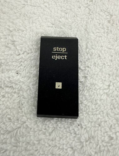 NAKAMICHI 600 CASSETTE DECK FUNCTION KEY TOP - STOP / EJECT