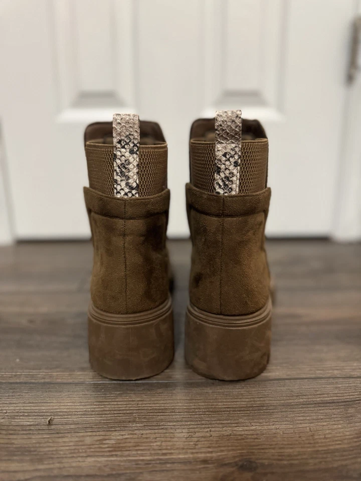 Qupid Repeat Chelsea Ankle Boots Tan Suede Women’s 9 EU 40 Low Heel - Image 4 of 4