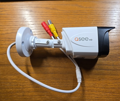NEW Q-See QCA7207B (METAL CASING) HD 720p bullet analog camera