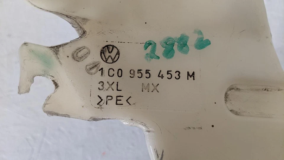 VW New Beetle 1c Waschwassserbehälter Behälter Scheinbenwasch - Bild 4 von 4